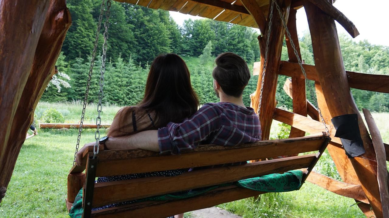 Pensiunea Poiana De Vis Sucevita Luaran gambar